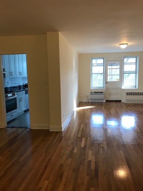 Apartment 150th Street  Queens, NY 11358, MLS-RD2956-2