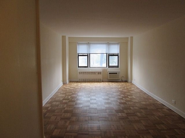 Apartment 83rd Avenue  Queens, NY 11415, MLS-RD2964-2