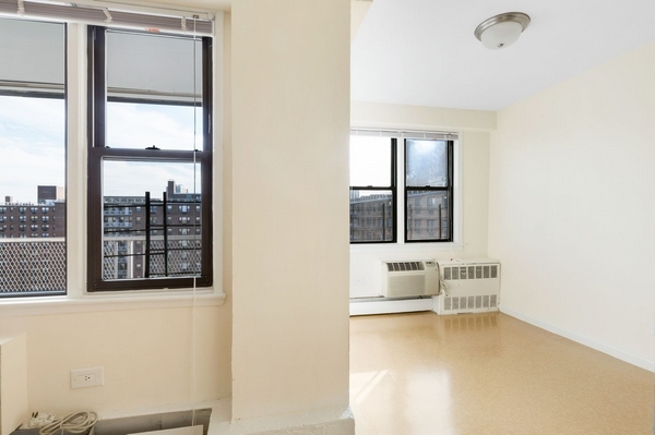 Apartment 57th Avenue  Queens, NY 11368, MLS-RD2969-5