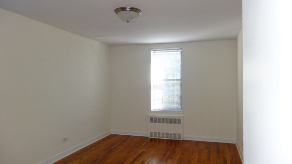 Apartment 87th Avenue  Queens, NY 11418, MLS-RD2981-5