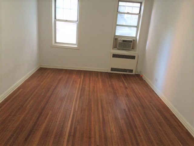 Apartment 33rd Street  Queens, NY 11106, MLS-RD3000-3