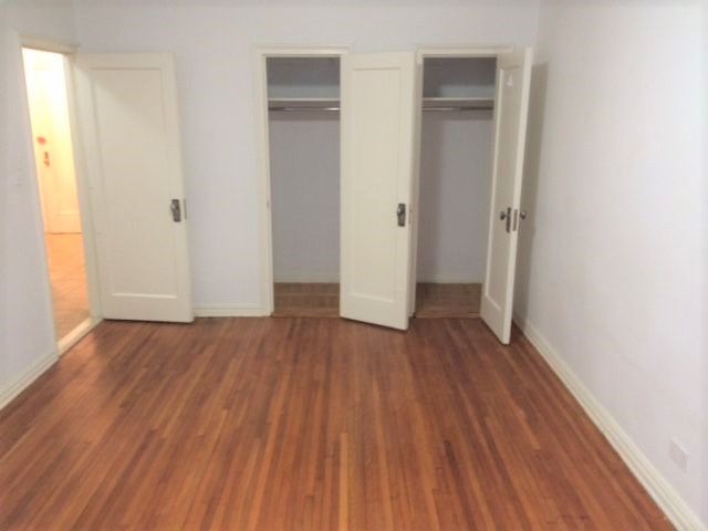 Apartment 33rd Street  Queens, NY 11106, MLS-RD3000-4