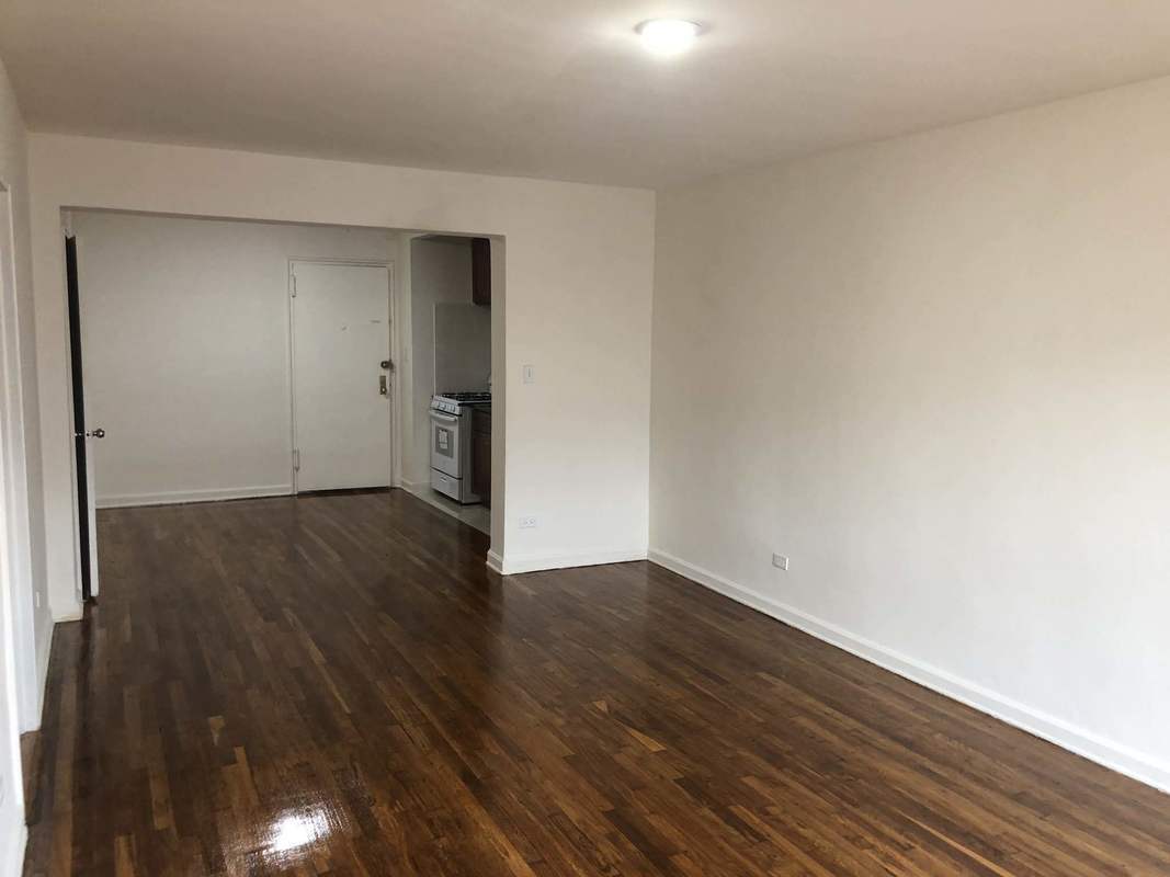 Apartment 80th Street  Queens, NY 11373, MLS-RD3016-5