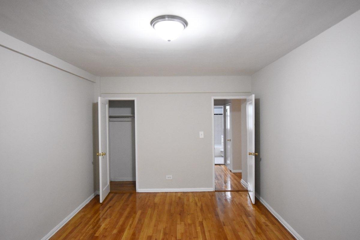 Apartment 35th Avenue  Queens, NY 11372, MLS-RD3023-6