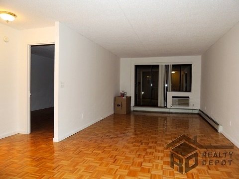 Apartment Austin Street  Queens, NY 11374, MLS-RD3050-2