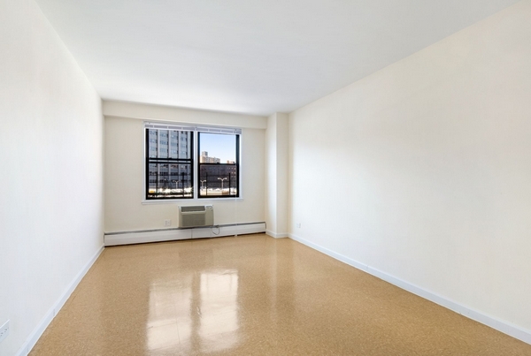 Apartment 57th Avenue  Queens, NY 11368, MLS-RD3062-5