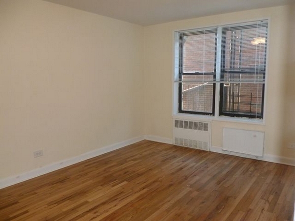 Apartment Colden Street  Queens, NY 11355, MLS-RD3073-3