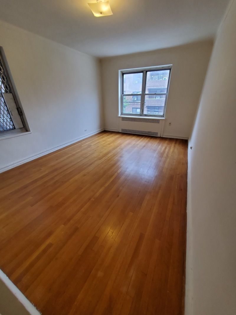 Apartment Yellowstone Blvd  Queens, NY 11375, MLS-RD3081-11