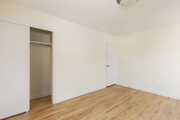 Apartment 38th Street  Queens, NY 11101, MLS-RD3104-4