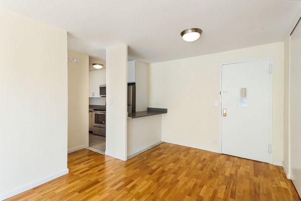 Apartment 57th Avenue  Queens, NY 11368, MLS-RD3185-2