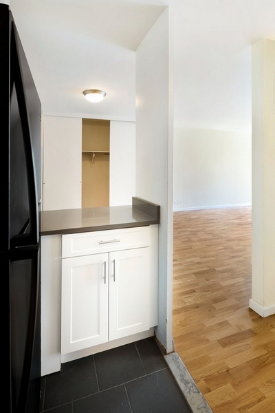 Apartment 57th Avenue  Queens, NY 11368, MLS-RD3185-4