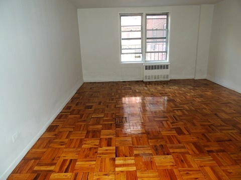 Apartment Parsons Blvd  Queens, NY 11354, MLS-RD3192-2