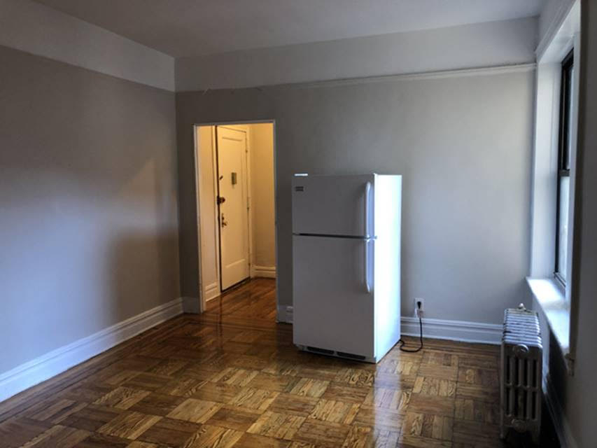 Apartment 44th Street  Queens, NY 11101, MLS-RD3249-5