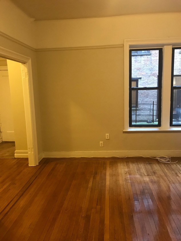Apartment 147th Street  Queens, NY 11354, MLS-RD3252-3