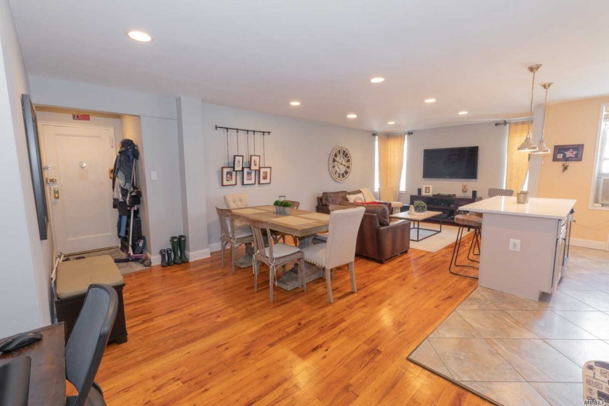 Apartment Dartmouth Street  Queens, NY 11375, MLS-RD3255-13