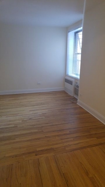 Apartment Colden Street  Queens, NY 11355, MLS-RD3271-4