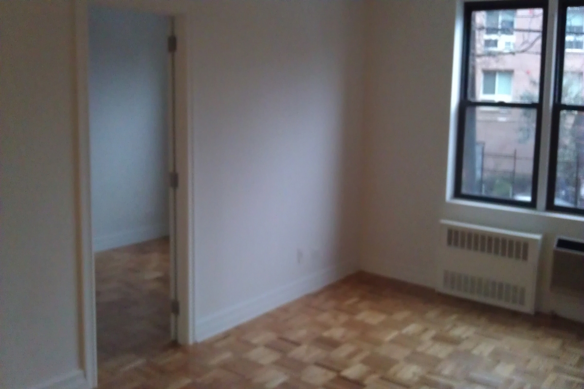 Apartment Wetherole Street  Queens, NY 11374, MLS-RD3276-7