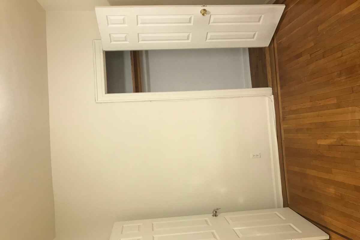 Apartment Saunders Street  Queens, NY 11374, MLS-RD3329-8