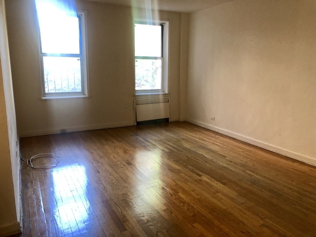 Apartment Saunders Street  Queens, NY 11374, MLS-RD3333-2