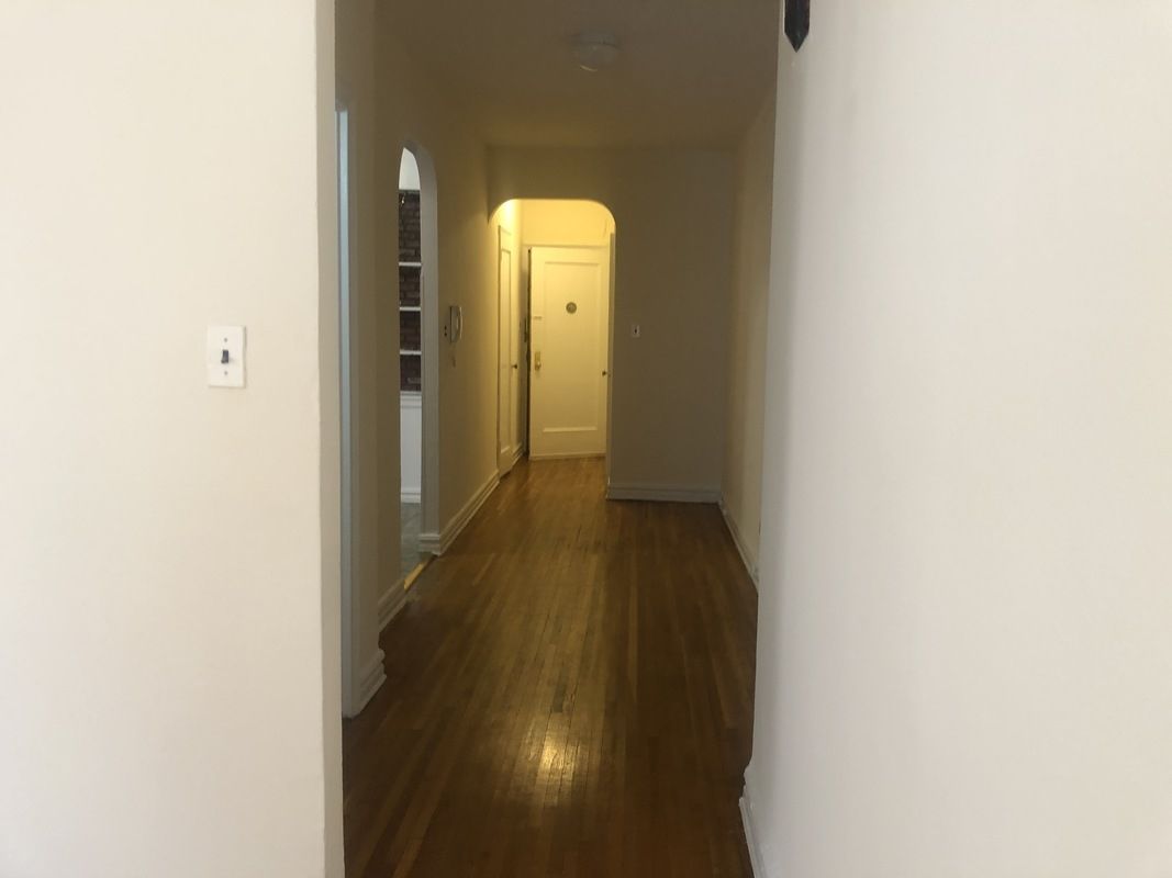 Apartment Saunders Street  Queens, NY 11374, MLS-RD3333-8