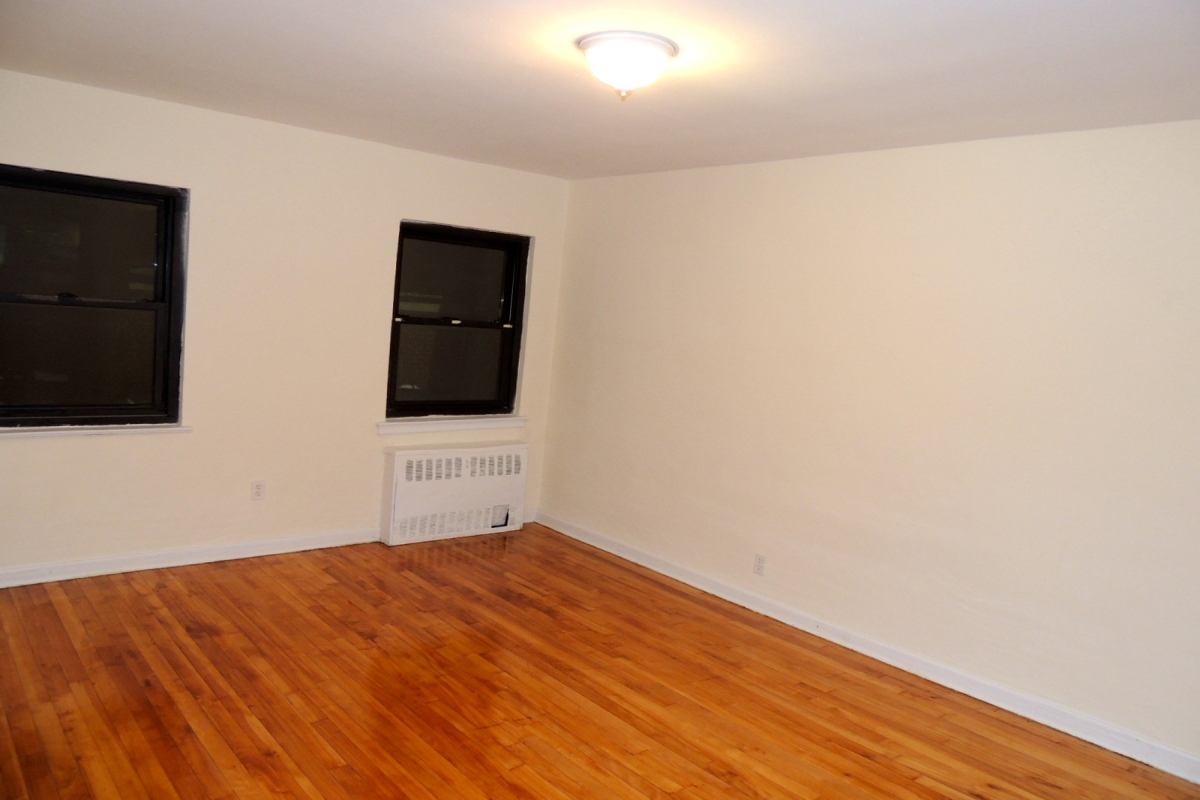 Apartment 69th Avenue  Queens, NY 11366, MLS-RD3361-12