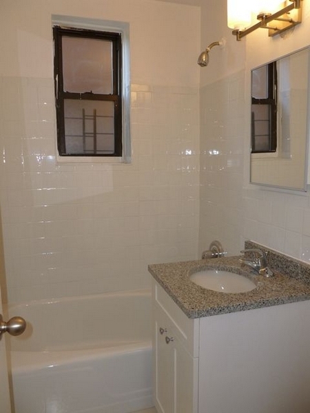 Apartment Colden Street  Queens, NY 11355, MLS-RD3363-2