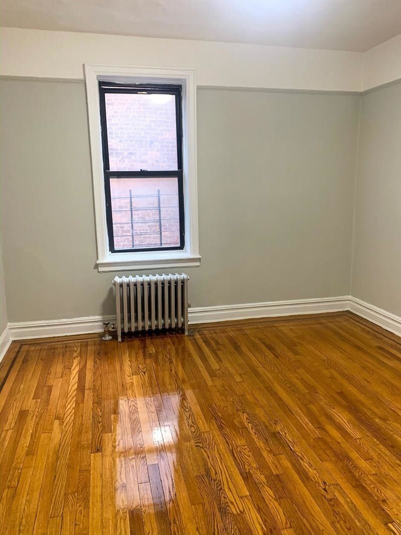 Apartment Britton Avenue  Queens, NY 11373, MLS-RD3440-6