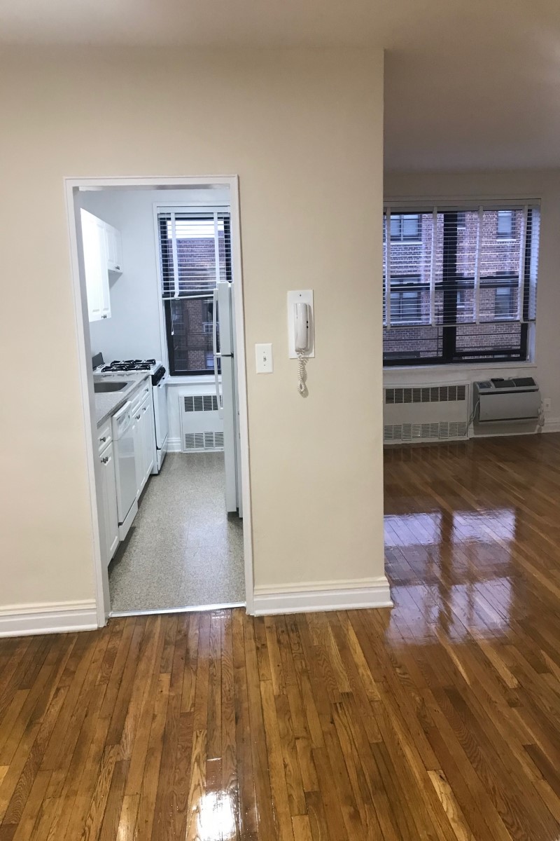 Apartment 67th Road  Queens, NY 11375, MLS-RD3622-3