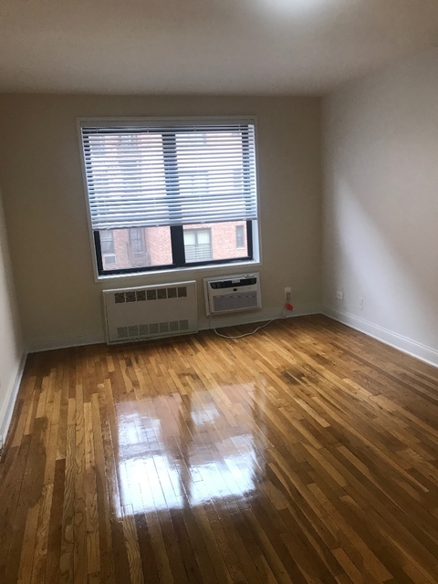 Apartment 67th Drive  Queens, NY 11357, MLS-RD3698-7