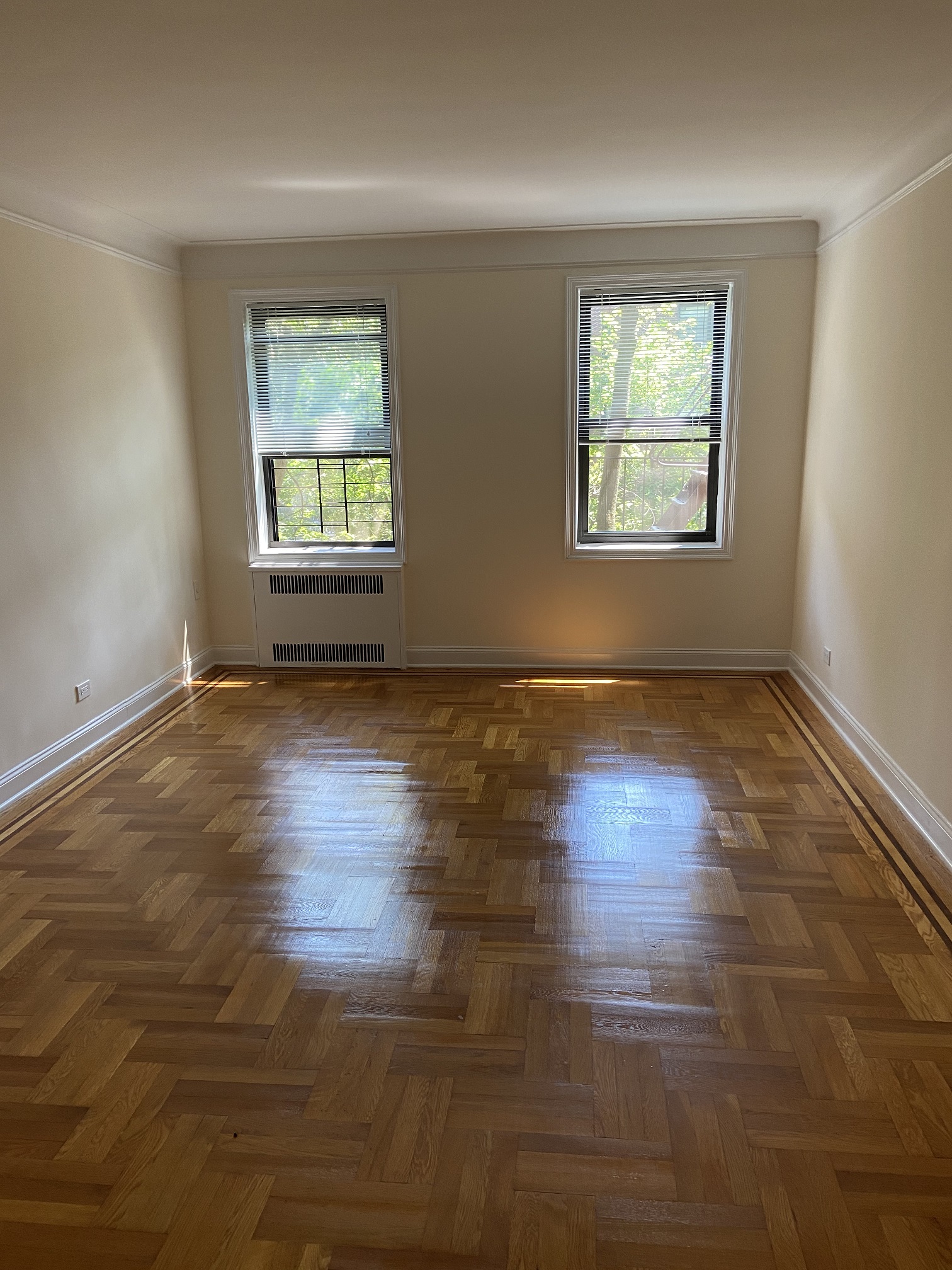 Apartment Highland Avenue  Queens, NY 11432, MLS-RD3706-5