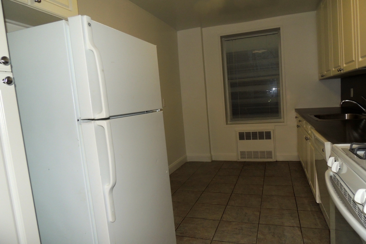 Apartment 150th Street  Queens, NY 11358, MLS-RD3712-4