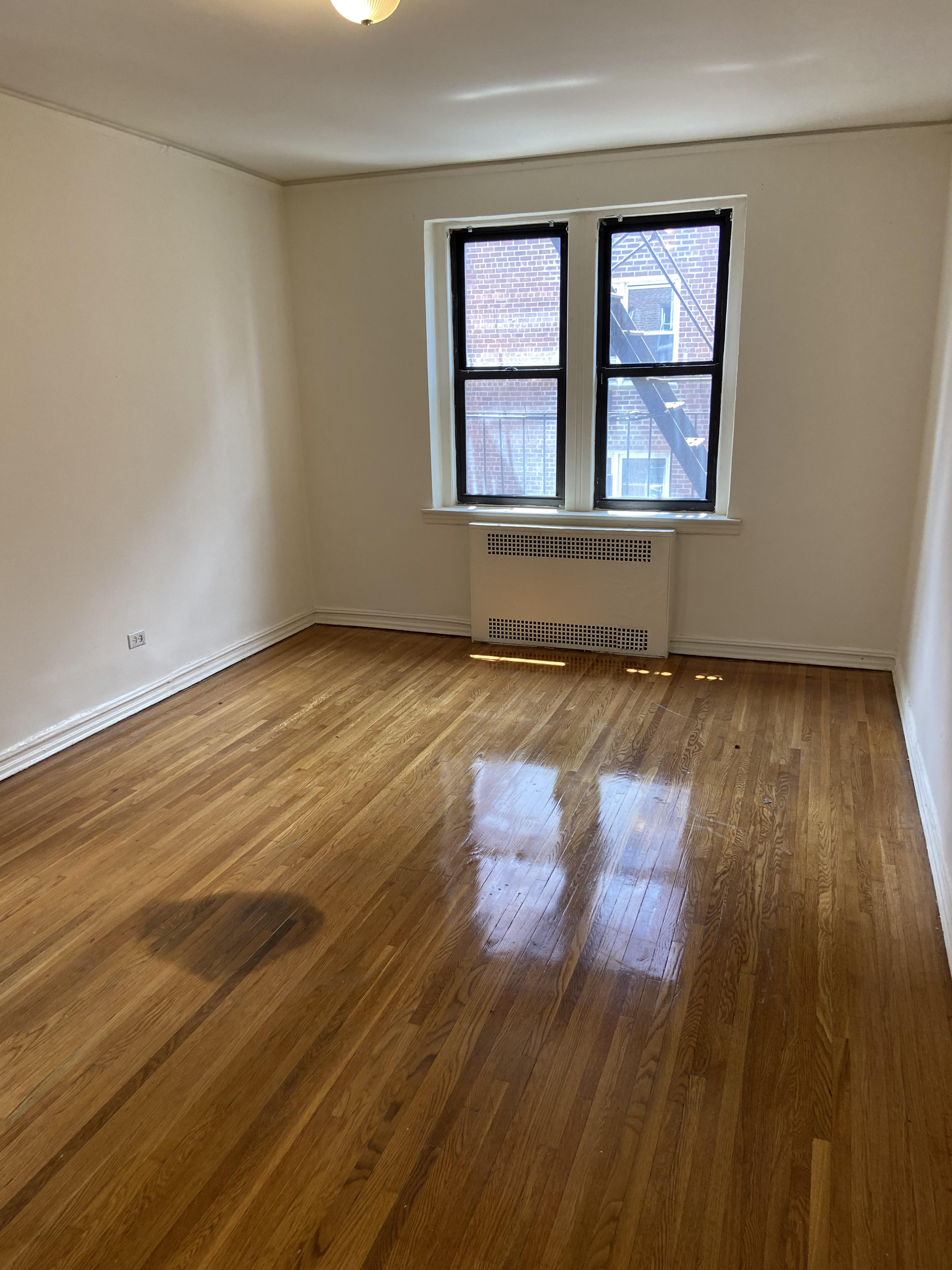 Apartment Booth Street  Queens, NY 11374, MLS-RD3762-3