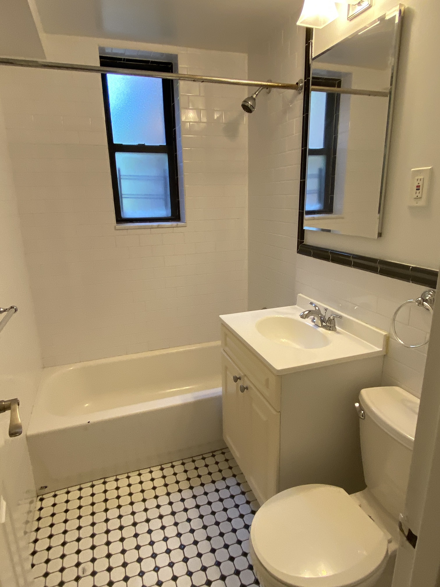 Apartment 118th Street  Queens, NY 11415, MLS-RD3808-5