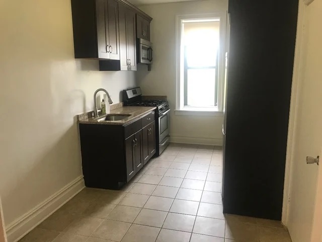 Apartment 33rd Street  Queens, NY 11106, MLS-RD3816-10