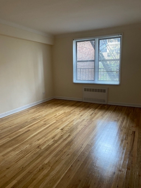 Apartment 98th Street  Queens, NY 11374, MLS-RD3887-4