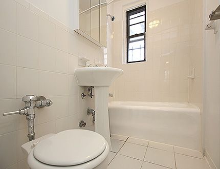 Apartment 47th Street  Queens, NY 11104, MLS-RD3909-6