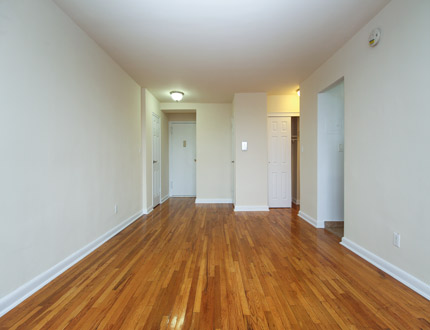 Apartment Baxter Avenue  Queens, NY 11373, MLS-RD3919-2