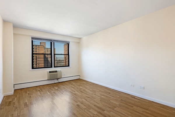 Apartment Horace Harding Expwy  Queens, NY 11368, MLS-RD3925-6