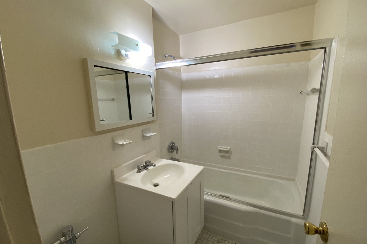 Apartment 103rd St  Queens, NY 11375, MLS-RD3948-6