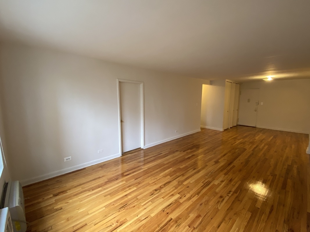 Apartment 103rd Street  Queens, NY 11375, MLS-RD3950-3