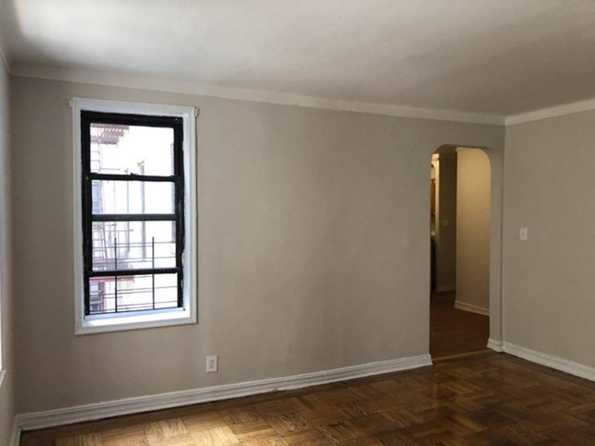 Apartment Hampton Street  Queens, NY 11373, MLS-RD3985-2