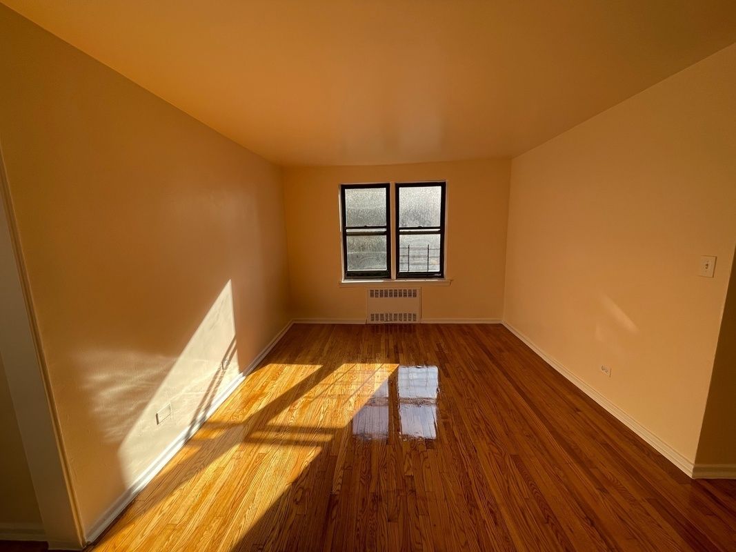 Apartment 116th Street  Queens, NY 11418, MLS-RD4018-3