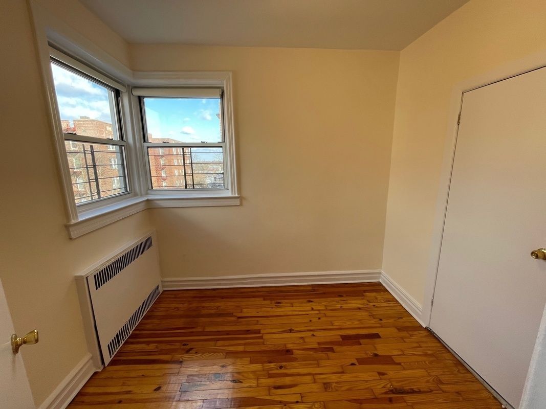 Apartment 76th Road  Queens, NY 11375, MLS-RD4052-4