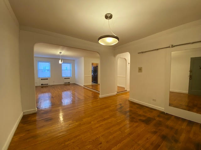 Apartment Saunders Street  Queens, NY 11374, MLS-RD4055-7