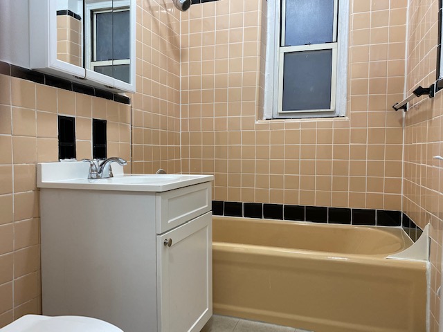 Apartment 76th Road  Queens, NY 11375, MLS-RD4058-17