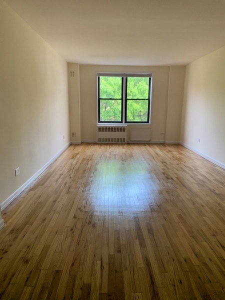 Apartment Colden Street  Queens, NY 11355, MLS-RD4090-3