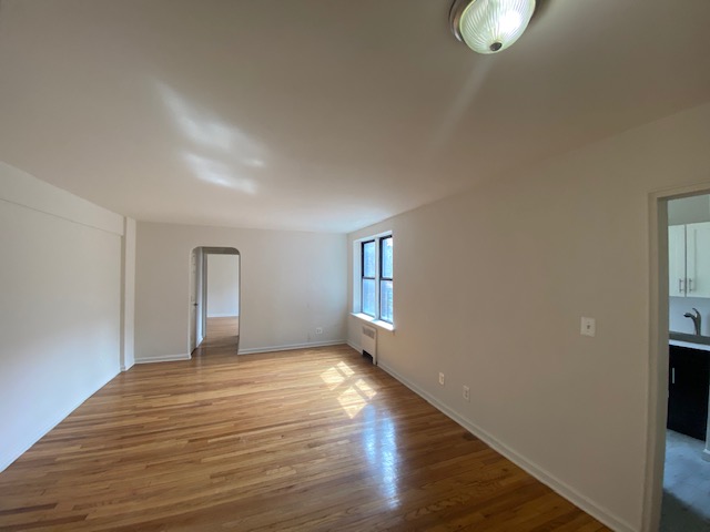 Apartment Dry Harbor Road  Queens, NY 11374, MLS-RD4109-5