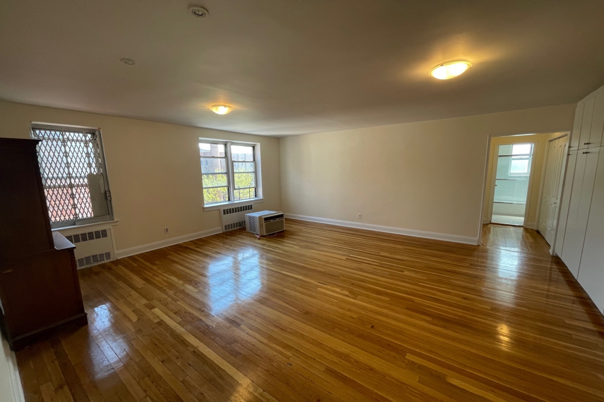 Apartment 65th Avenue  Queens, NY 11375, MLS-RD4119-3