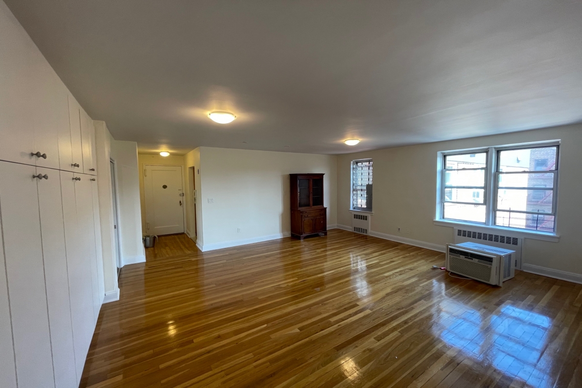 Apartment 65th Avenue  Queens, NY 11375, MLS-RD4119-6