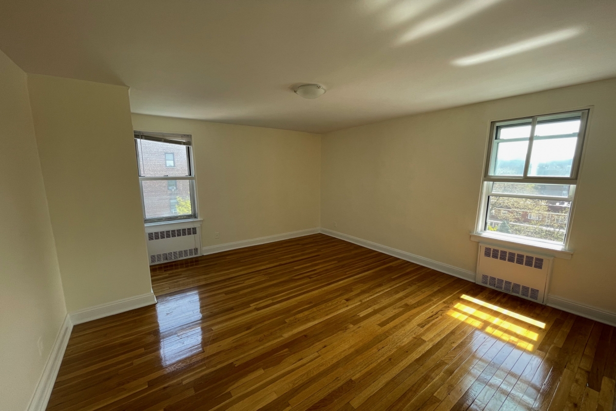 Apartment 65th Avenue  Queens, NY 11375, MLS-RD4119-7